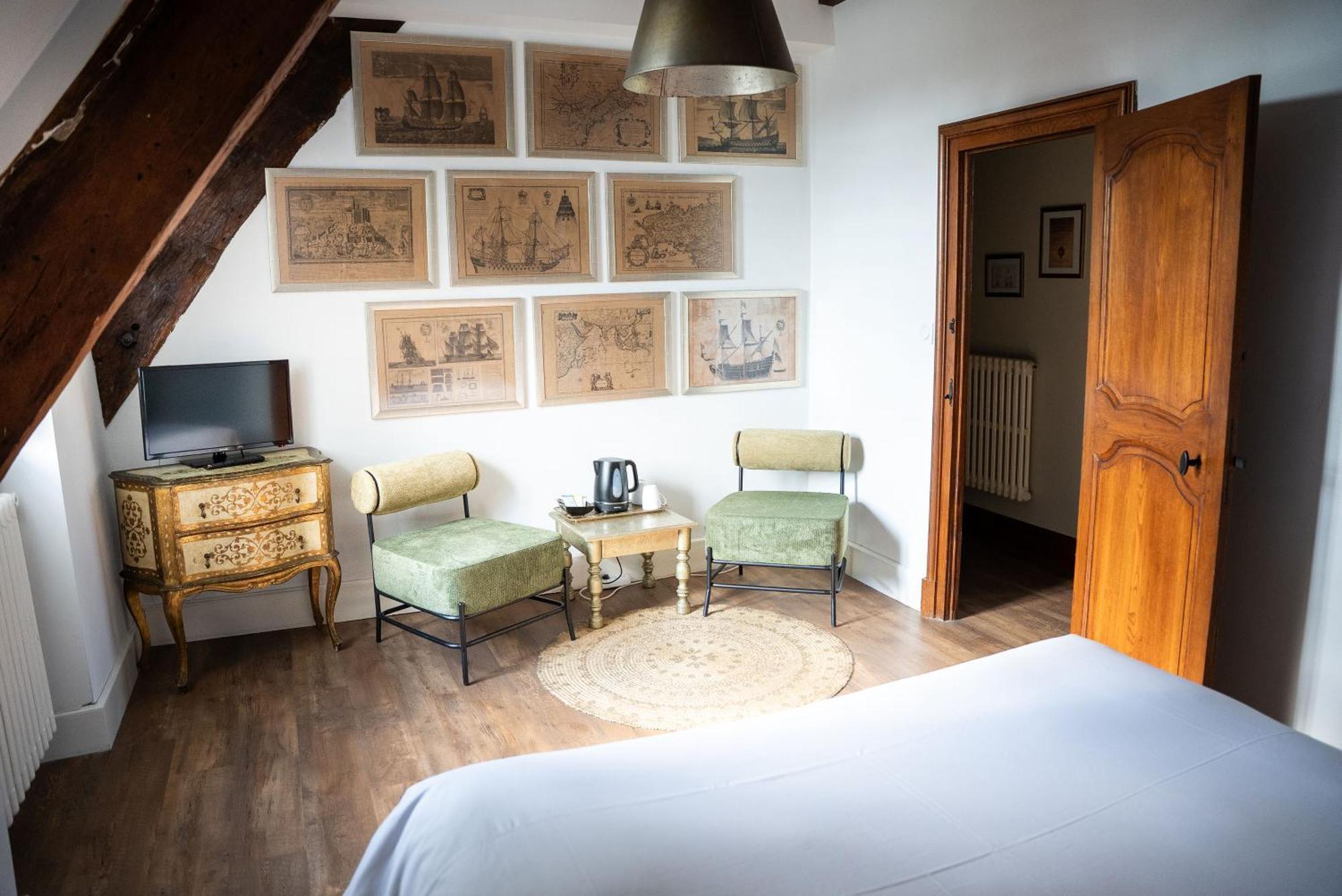 La Meffrais 1741 Bed and Breakfast Dinan Eksteriør billede