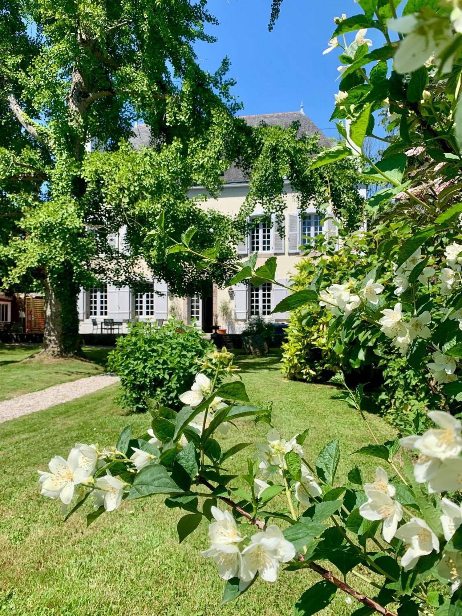 La Meffrais 1741 Bed and Breakfast Dinan Eksteriør billede
